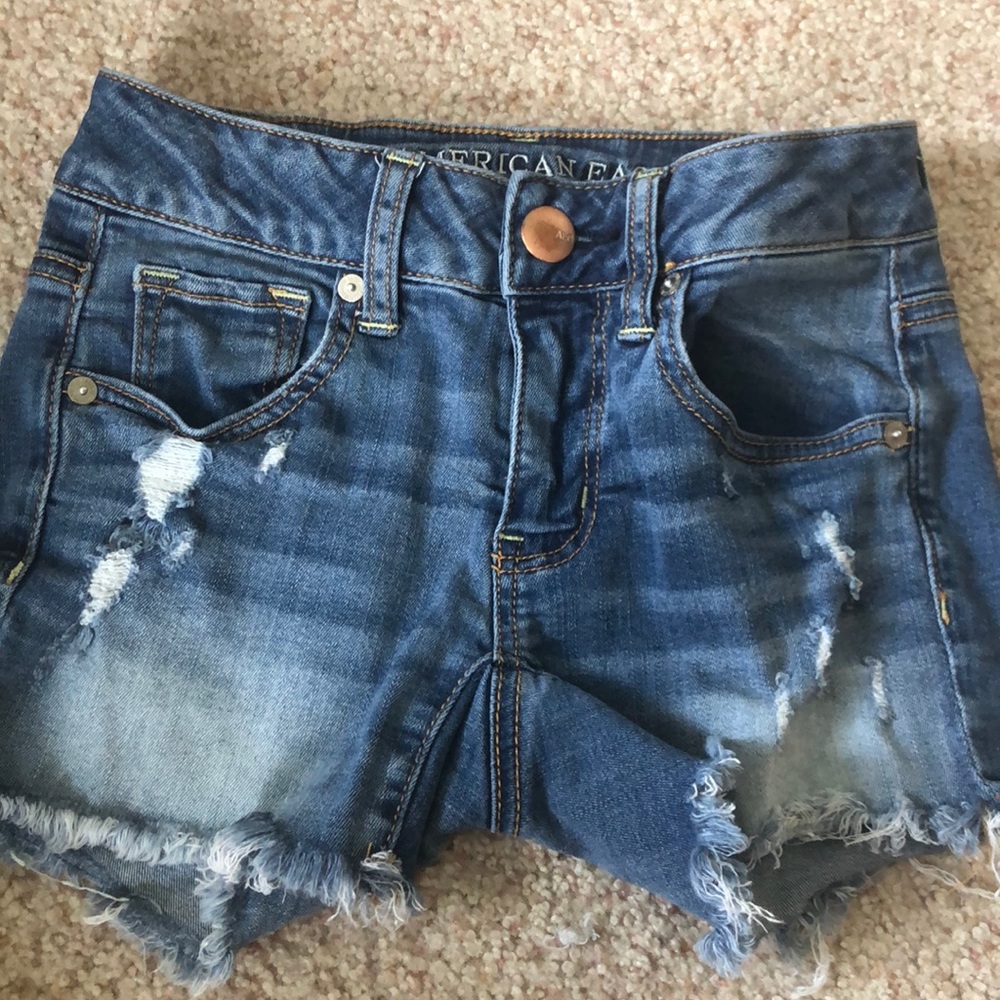 American eagle ripped shorts